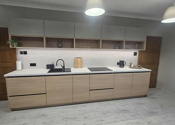 Heven 3* Ostrowiec (Walcz)